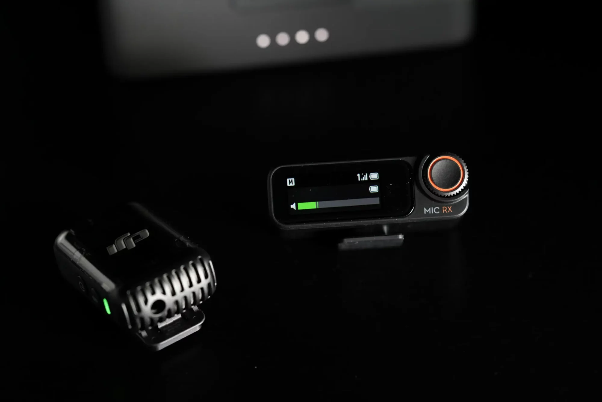 Un émetteur TX et récepteur RX DJI Mic 2 - Photo © movecaster